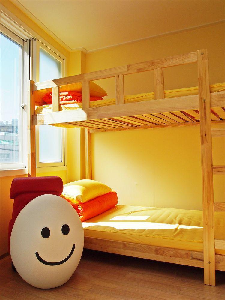 710 Guesthouse Yellow 釜山広域市 エクステリア 写真